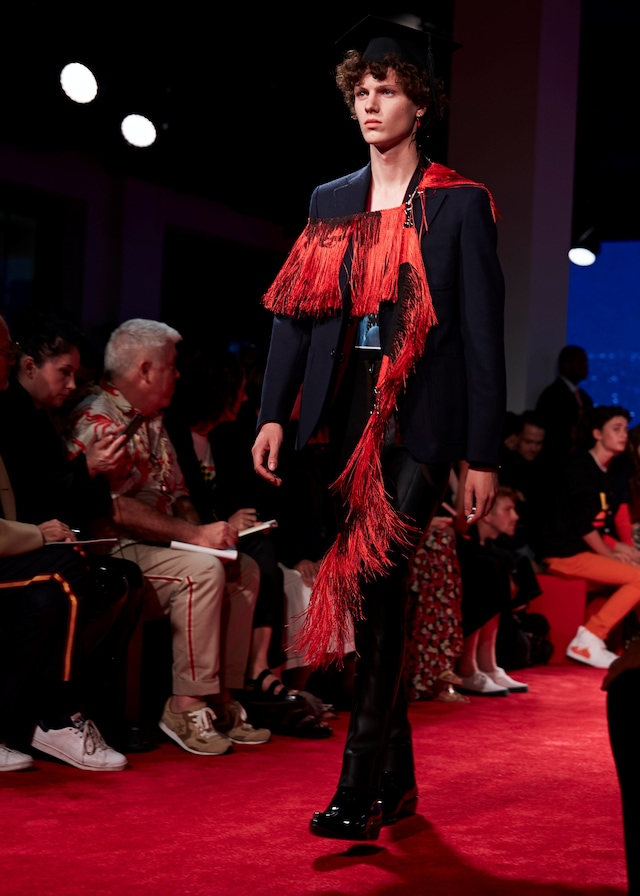 Calvin Klein ss19 show New York nyfw raf simons 36