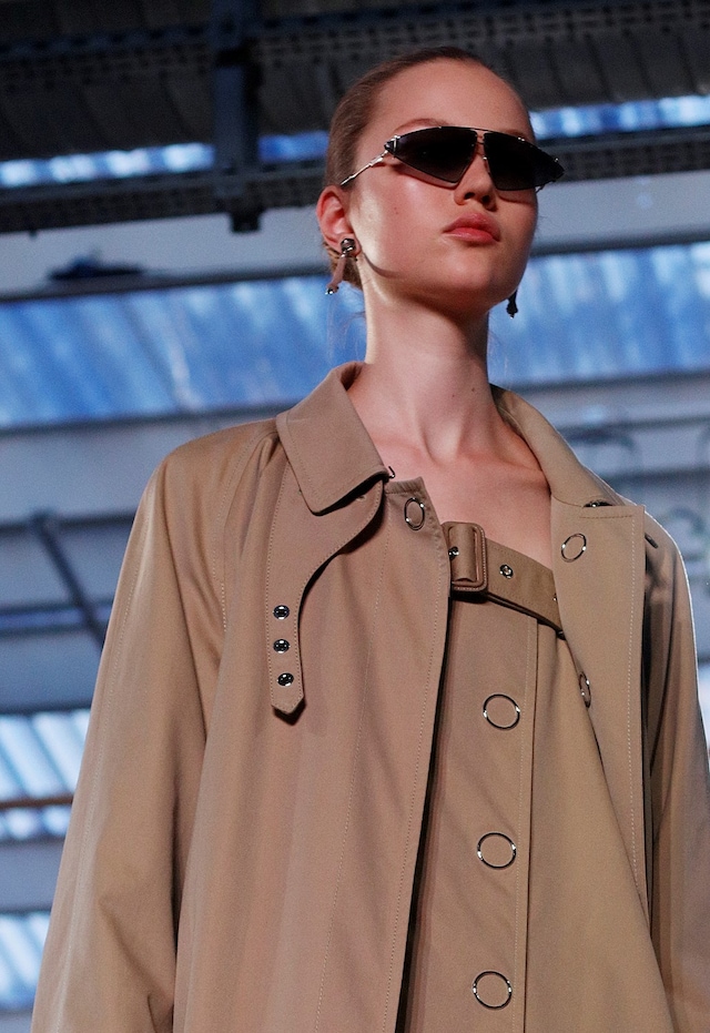 Burberry SS19 Riccardo Tisci debut LFW London Fashion Week 19