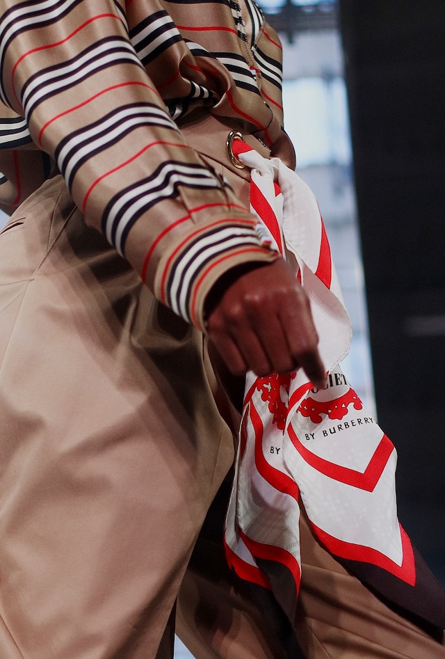 Burberry SS19 Riccardo Tisci debut LFW London Fashion Week 27