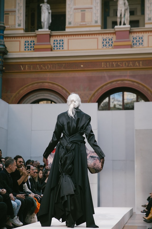 Comme des Garcons SS19 rei kawakubo pfw paris 21