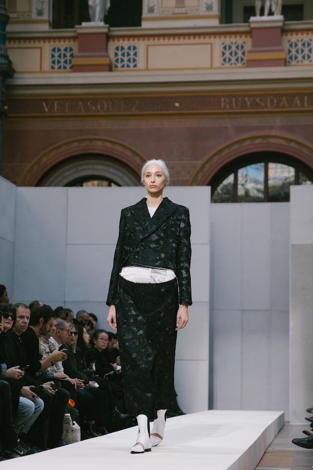 Comme des Garcons SS19 rei kawakubo pfw paris 9