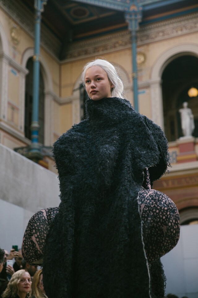 Comme des Garçons SS19 | Dazed