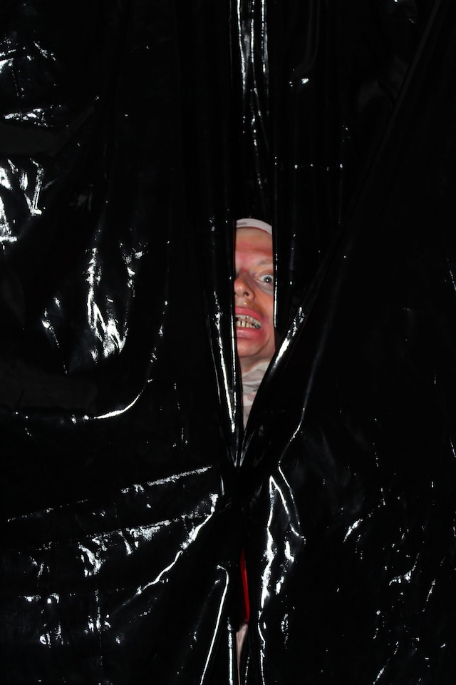 GUT Magazine, Issue 4 3