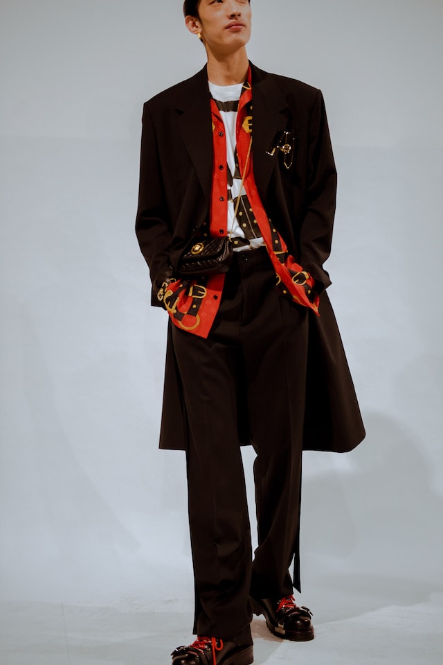 Versace AW19 Menswear milan mfw donatella 9