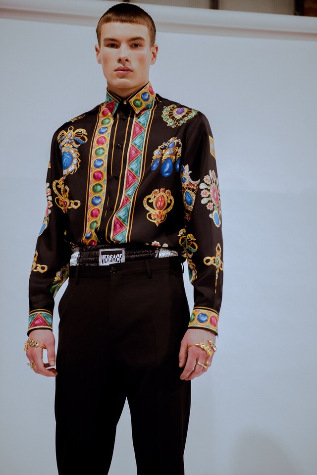 Versace AW19 Menswear milan mfw donatella 13