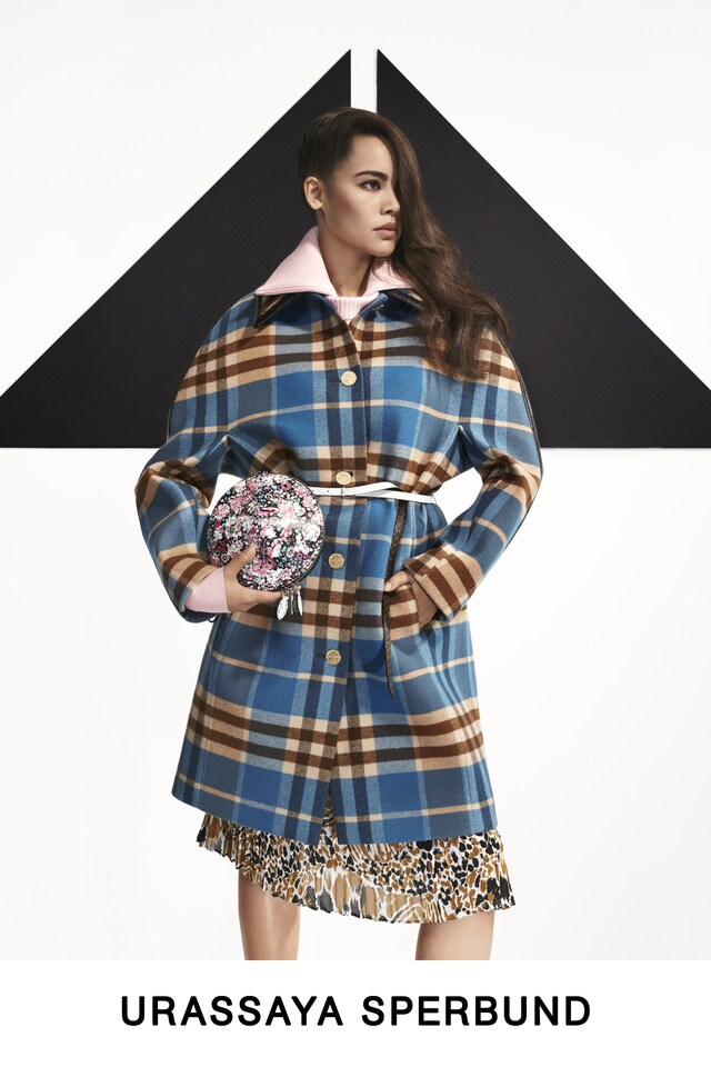 11-URASSAYA SPERBUND 11