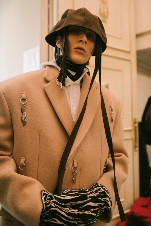 raf simons aw19 paris pfw menswear fashion week 11