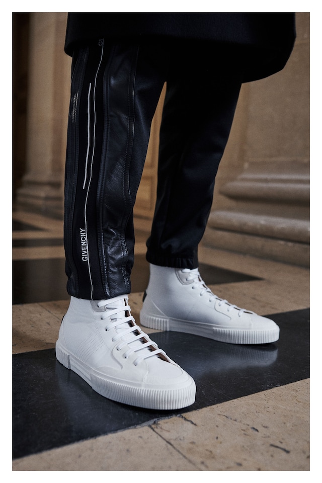 givenchy clare waight keller aw19 menswear paris pfw 24