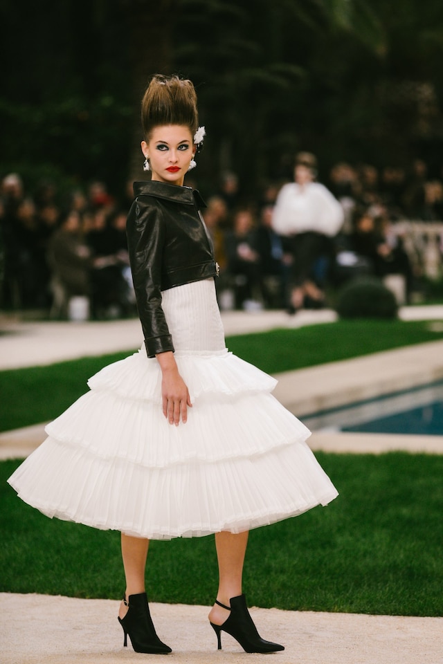 Chanel SS19 Couture Paris Karl Lagerfeld Grace Elizabeth 11