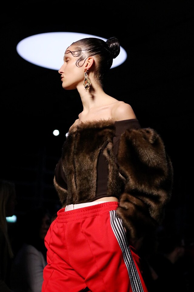 burberry riccardo tisci aw19 london fashion week lfw 17