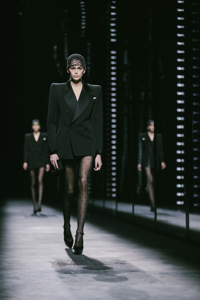 Yves Saint Laurent AW19 PFW Paris Fashion Week Kaia Gerber 14