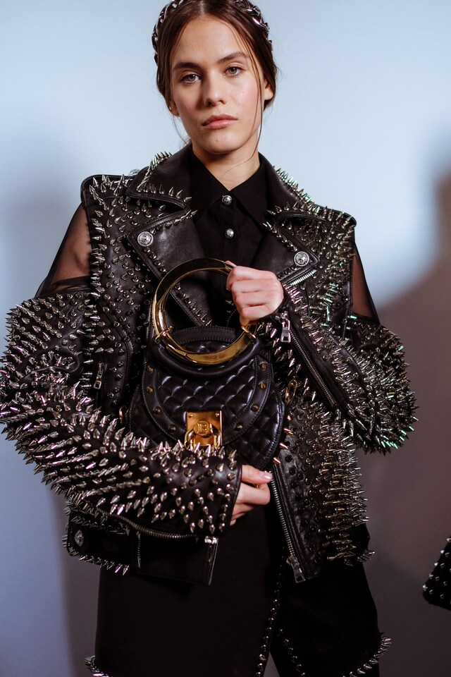 balmain olivier rousteing aw19 pfw paris fashion week 17