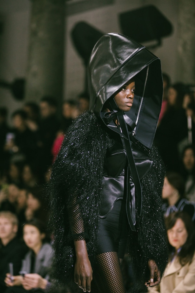 Comme des Gar&#231;ons AW19 Rei Kawakubo PFW Paris Fashion Week 22