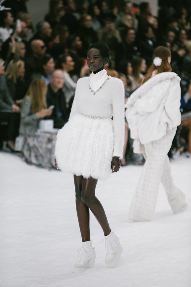 chanel aw19 paris fashion week karl lagerfeld penelope cruz 10