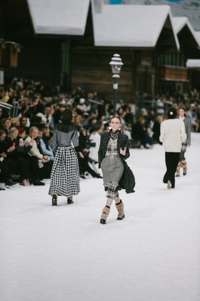 chanel aw19 paris fashion week karl lagerfeld penelope cruz 14
