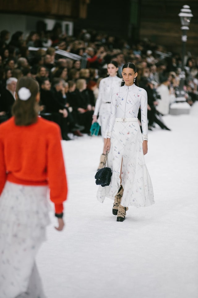 chanel aw19 paris fashion week karl lagerfeld penelope cruz 30