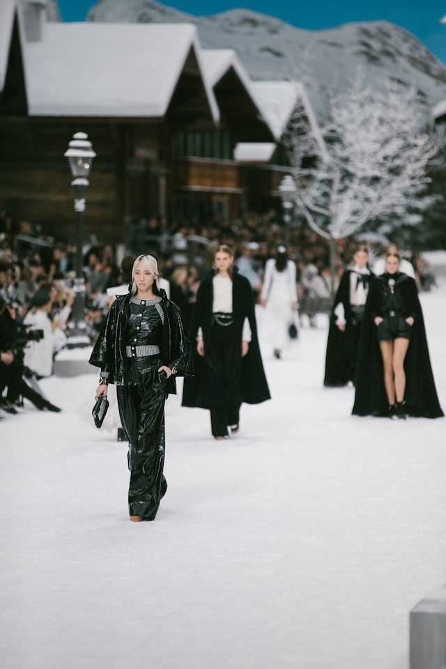 chanel aw19 paris fashion week karl lagerfeld penelope cruz 33