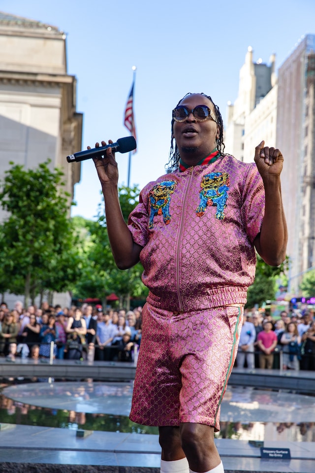 Battle of the Legends: Vogueing at the Met 0