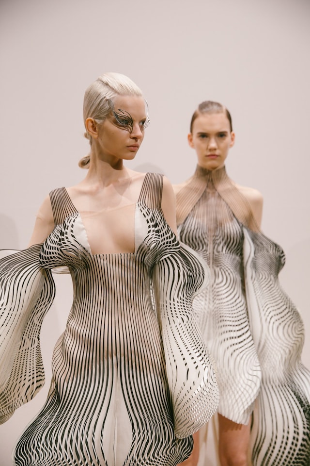Iris Van Herpen AW19 Couture paris fashion week 12 11