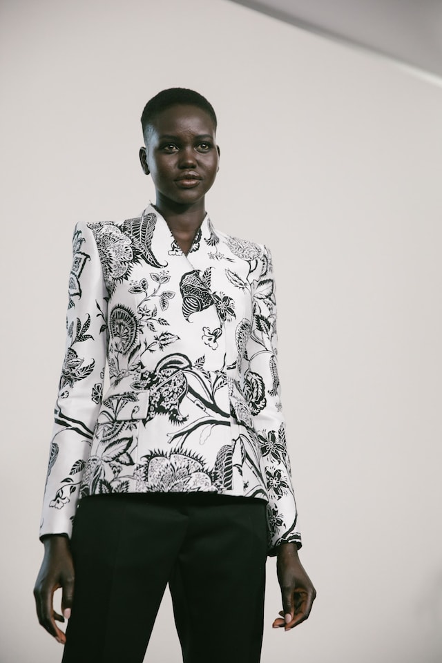 Givenchy AW19 Couture Clare Waight Keller Paris adut akech 21