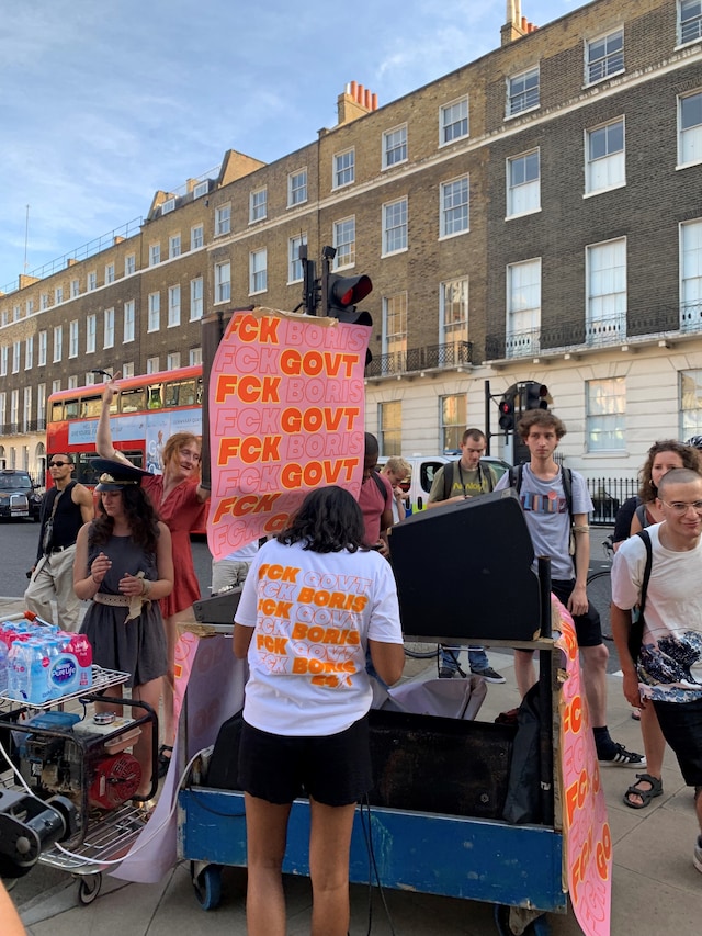 Protestors wear Fck Gvt Fck Boris t-shirts 8