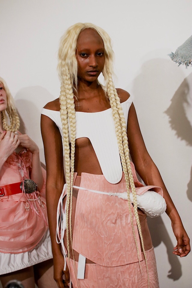 Backstage Dilara Findikoglu SS20 London Fashion Week 8 7