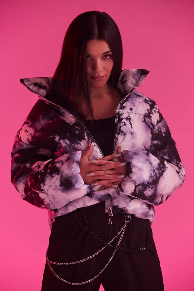 Aly Bass for Bershka 0