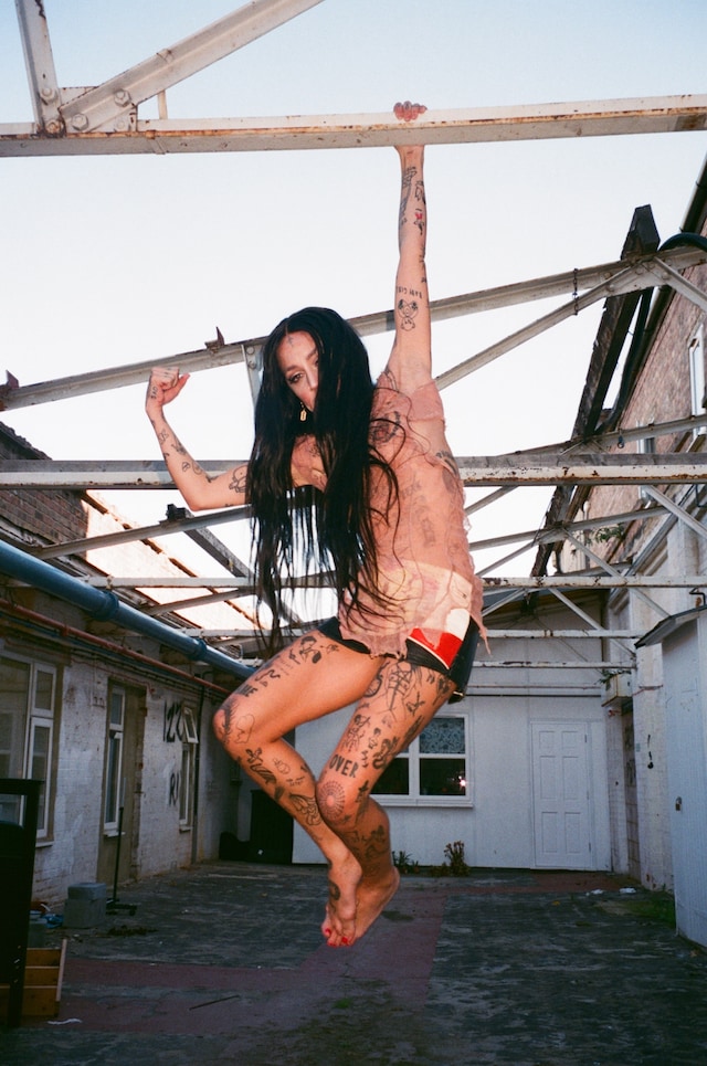 Brooke Candy 4