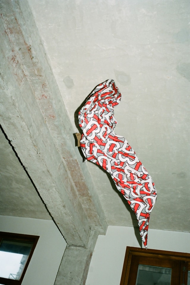 Huang Jiaqi for Burberry Boundless 2