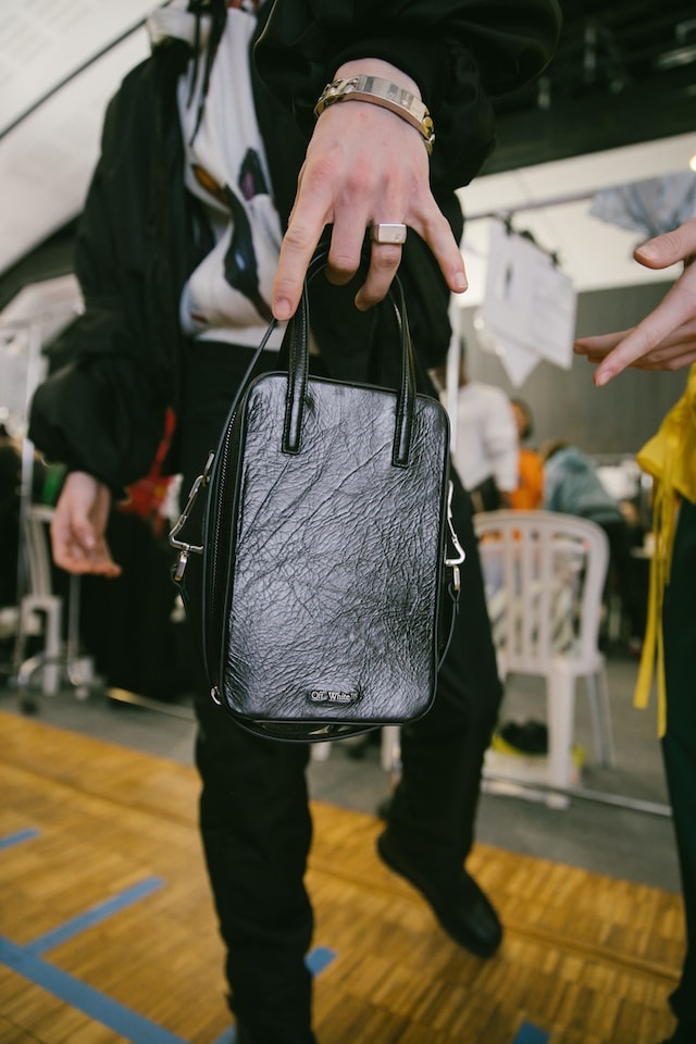 Off-White AW20 Paris fashion week menswear 13 12