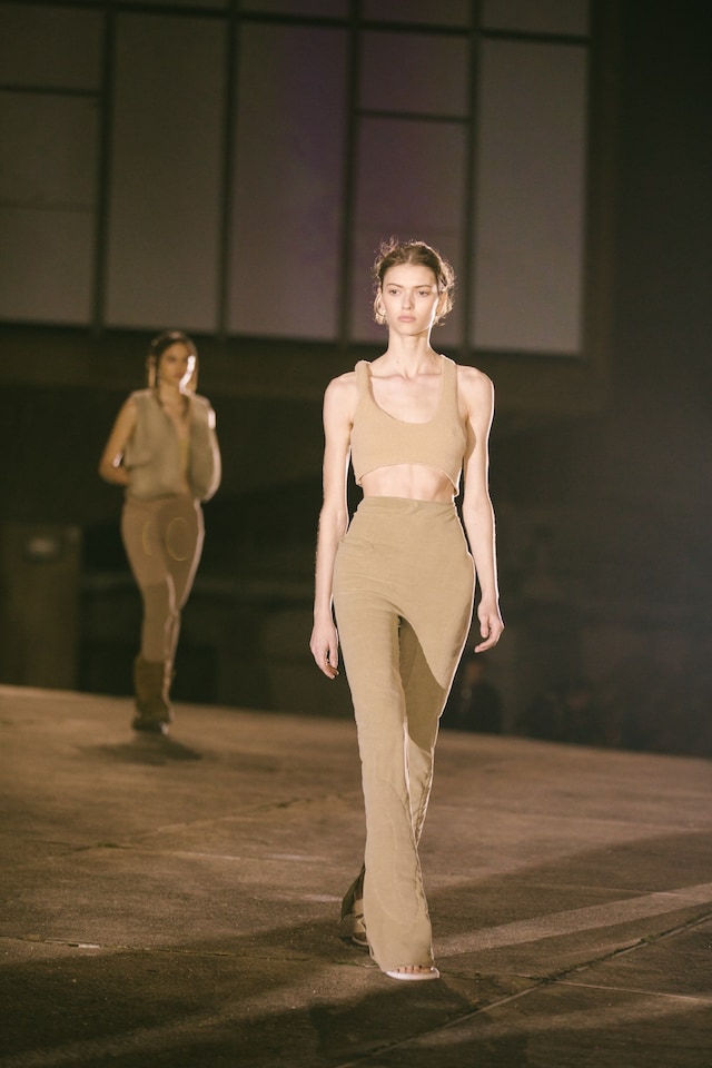 Yeezy Season 8 fashion show Kanye West 9 8