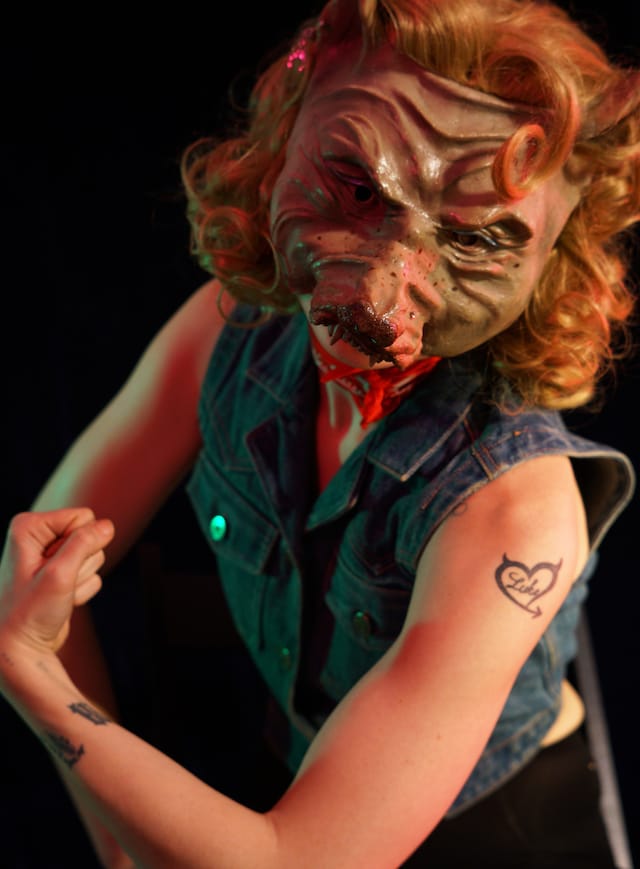 Veronica the Wolf 2 6