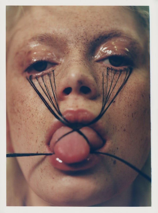 Chaetophobia, Claire Moore, Benjamin Madgwick 5