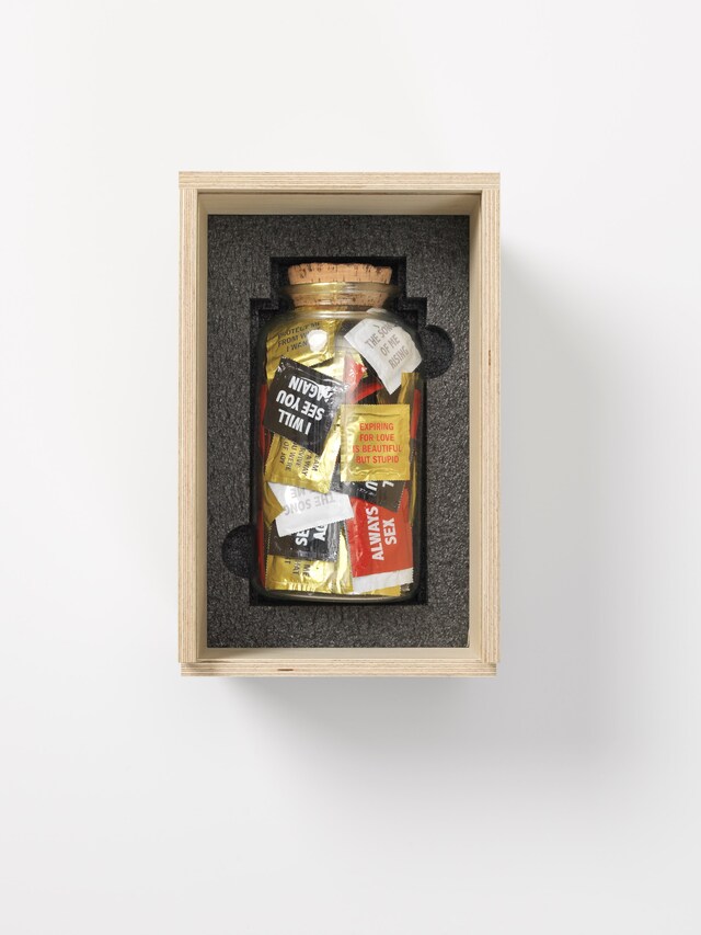 Jenny Holzer, URGE AND URGE AND URGE 5 4