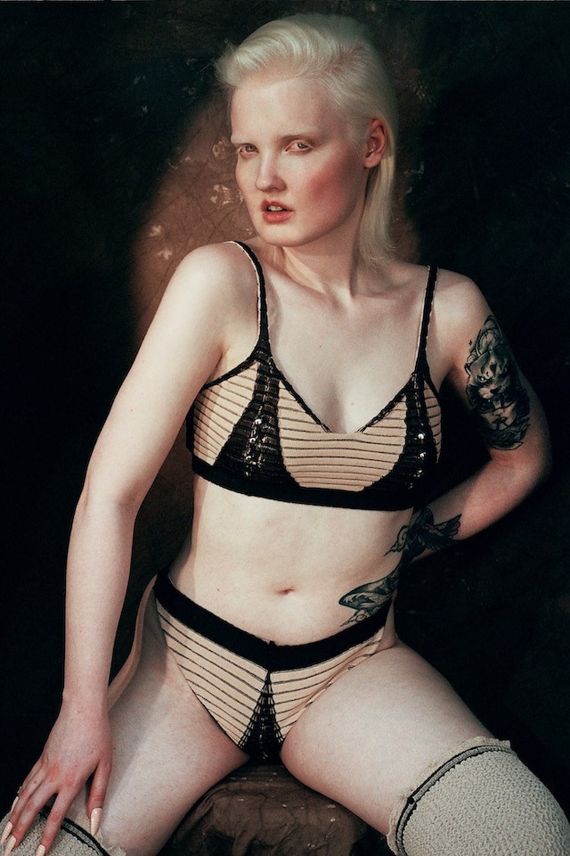 Ellis Jaz SS21 erotic knitwear collection Scarlett Casciello 0