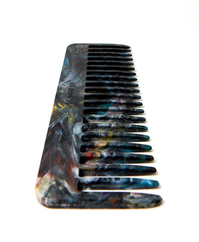 Re-Comb – Cosmic recycled comb