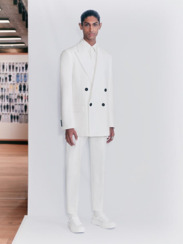 Alexander McQueen SS21 15 14