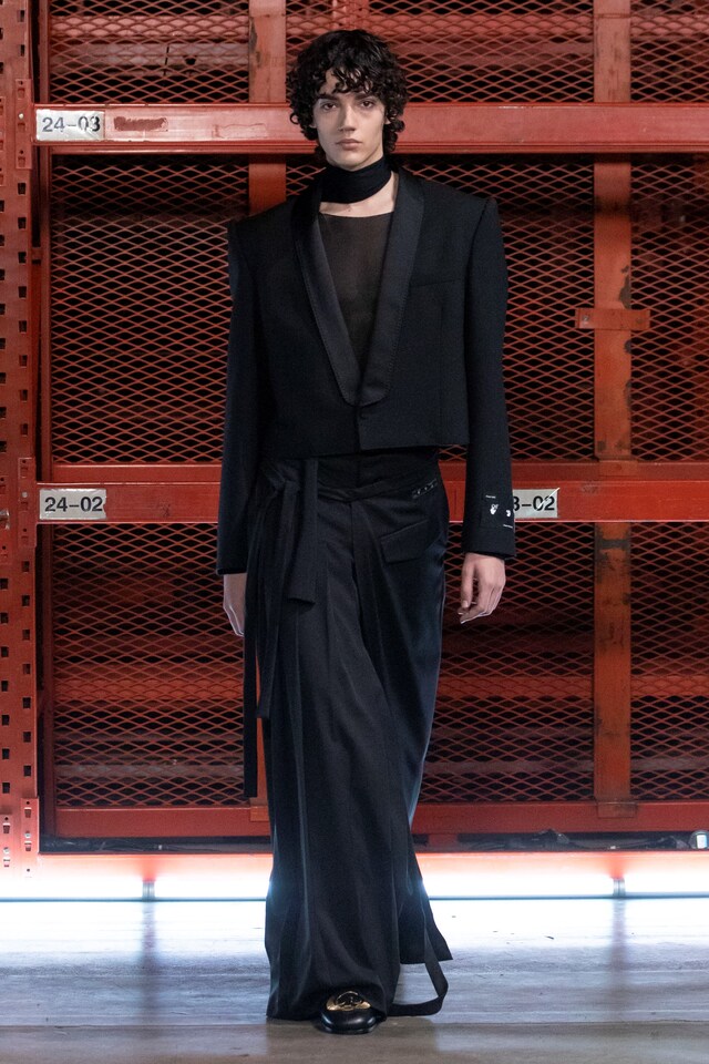 Off-White SS21 mens/women&#39;s collection by Virgil Abloh 5 4