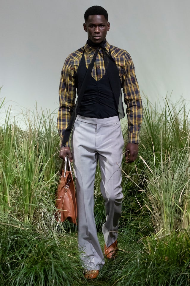 Off-White SS21 mens/women&#39;s collection by Virgil Abloh 13 12