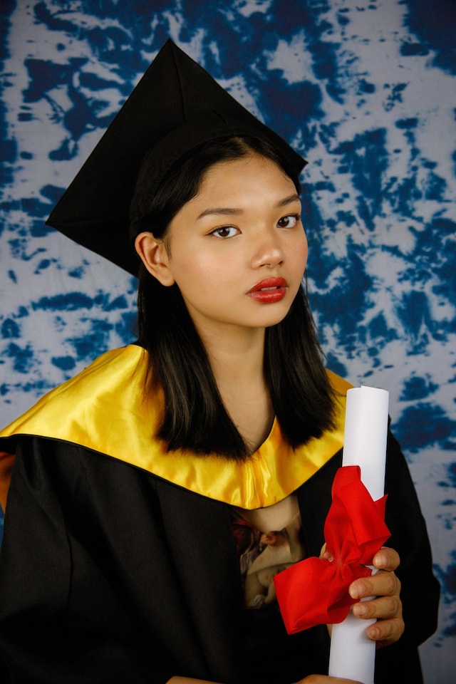 Aisha Seriki, Ungrads (2020) 3