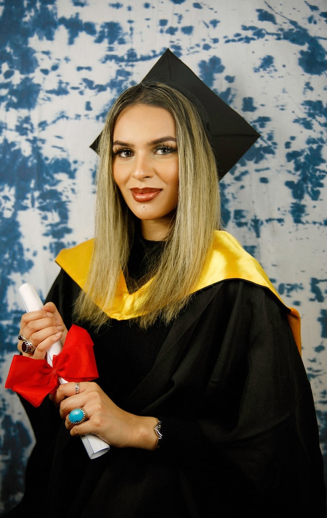 Aisha Seriki, Ungrads (2020) 9