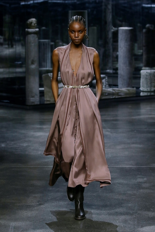 Fendi womenswear AW21 by Kim Jones 9