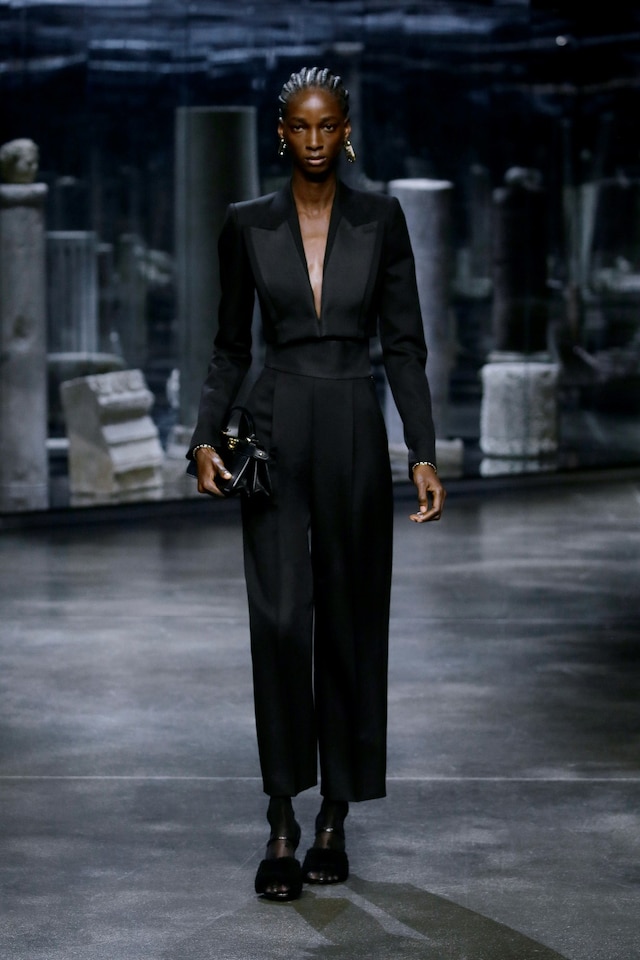 Fendi womenswear AW21 by Kim Jones 28