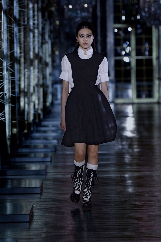 Christian Dior AW21 womenswear Maria Grazia Chiuri 15