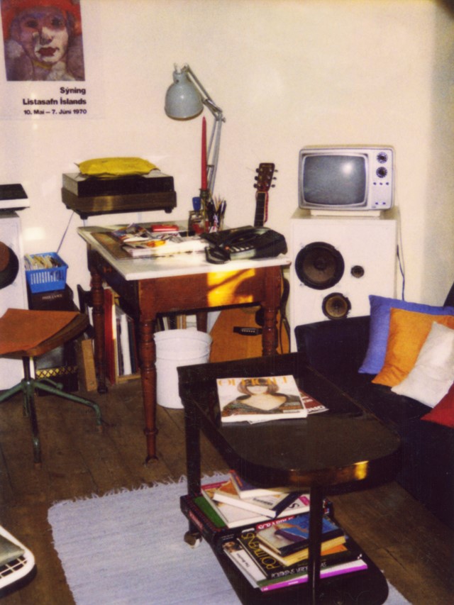 Living room, one-bedroom flat, Studsgade (1997)