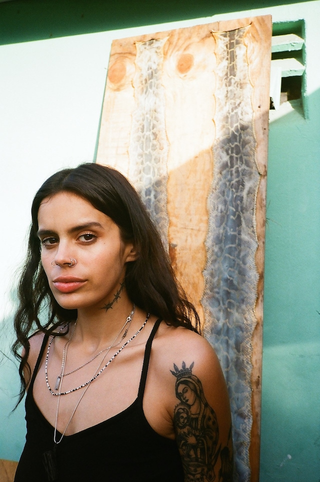 Elle Barbeito 5 4