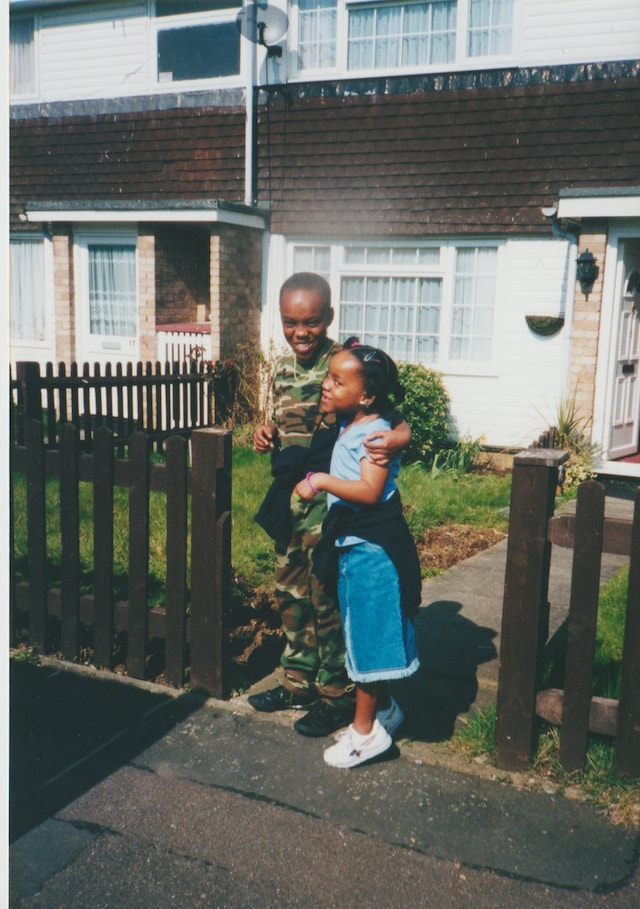 Karis Beaumont and her brother 3