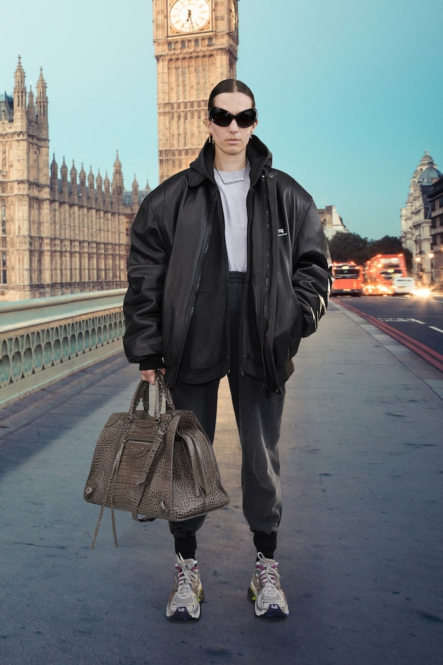 Balenciaga Pre-Fall 2021 by Demna Gvasalia 3