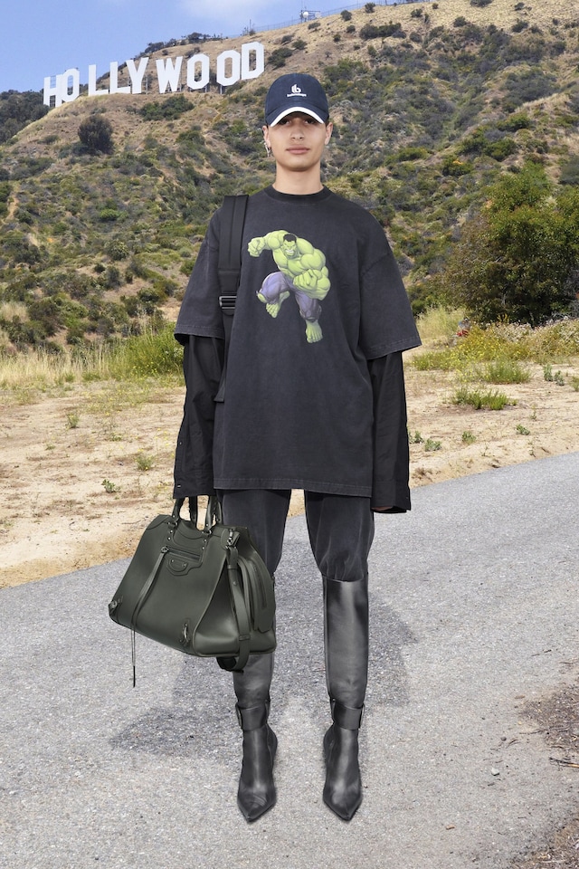 Balenciaga Pre-Fall 2021 by Demna Gvasalia 16