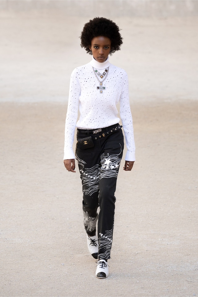 Chanel Cruise 2021/2022 punk rock 8